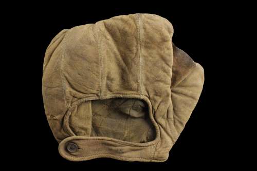 c. 1910's Victor Fielders Mitt Back